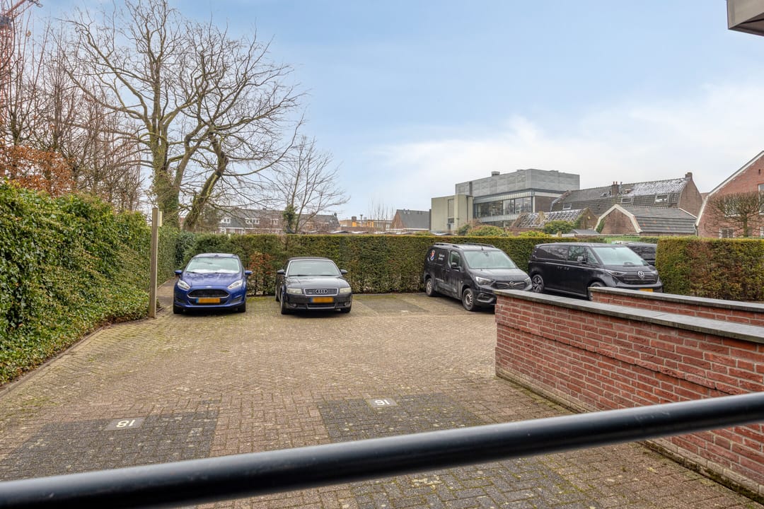 Photo 38 of Tongelresestraat 10