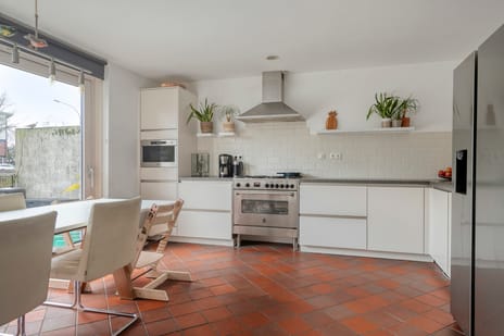 Gele Plomp 16 secondary image