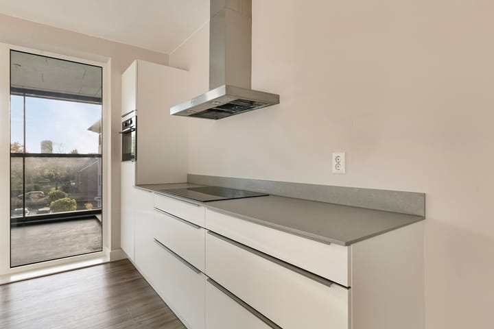 Photo 17 of Mangoweg 333