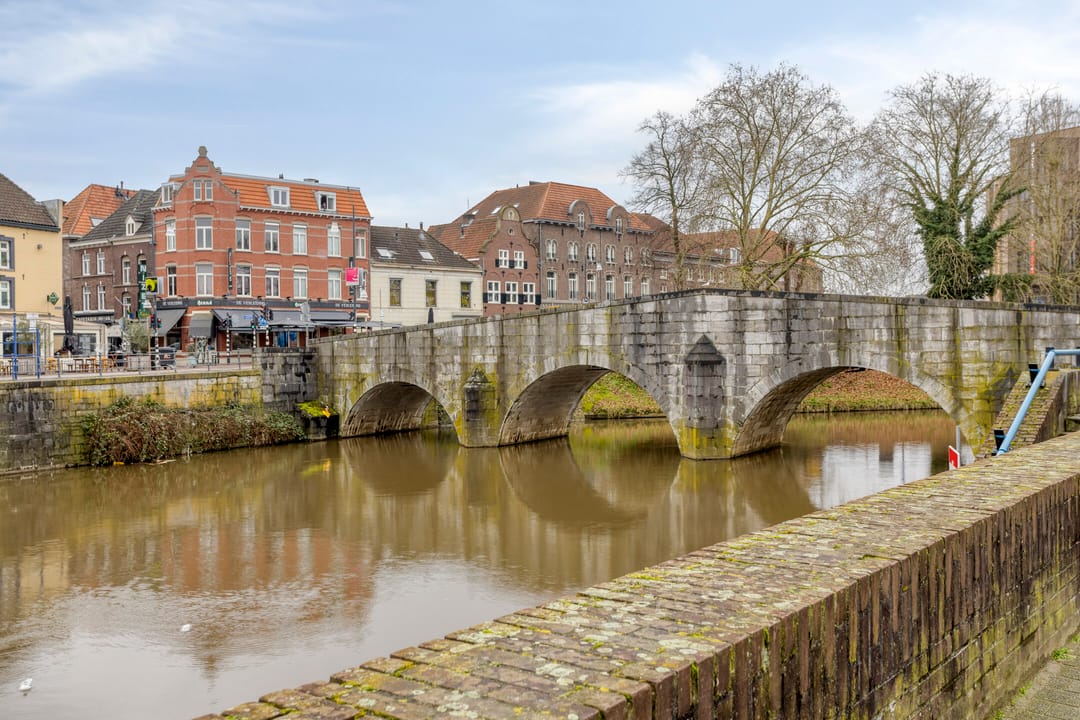 Foto 56 van Maasboulevard 25