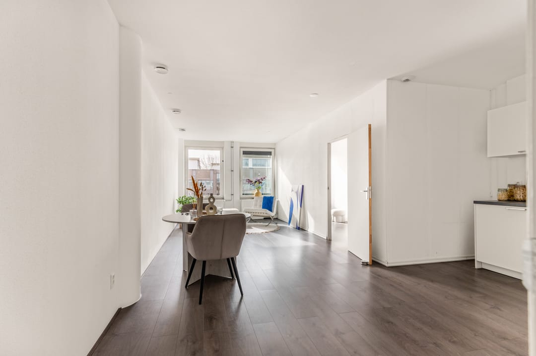 Photo 16 of Rogier van der Weydestraat 1-B70