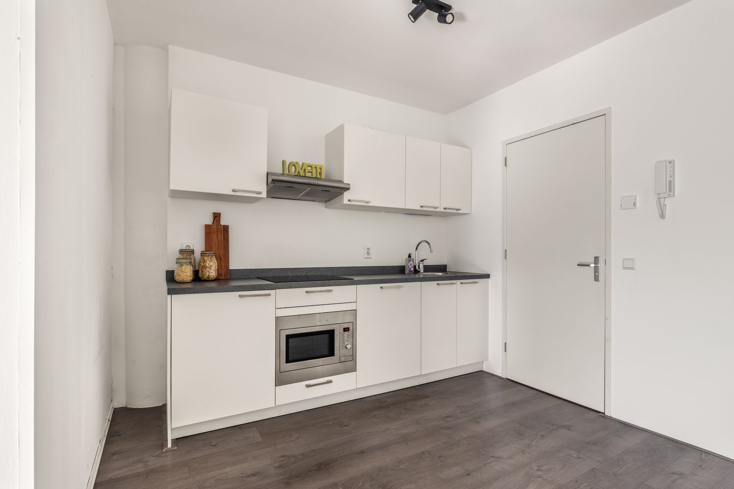 Photo 19 of Rogier van der Weydestraat 1-B70