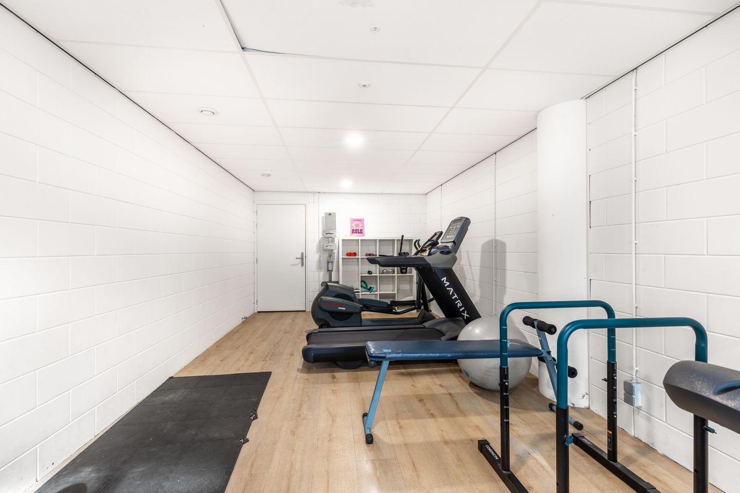 Photo 29 of Rogier van der Weydestraat 1-B70
