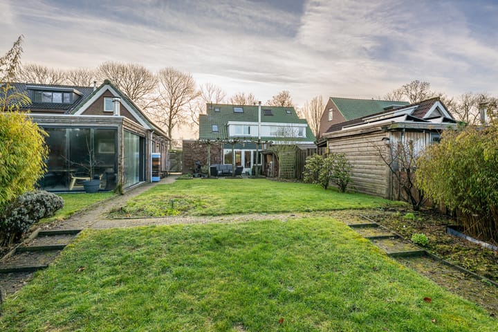 Photo 3 of Molendijk 34