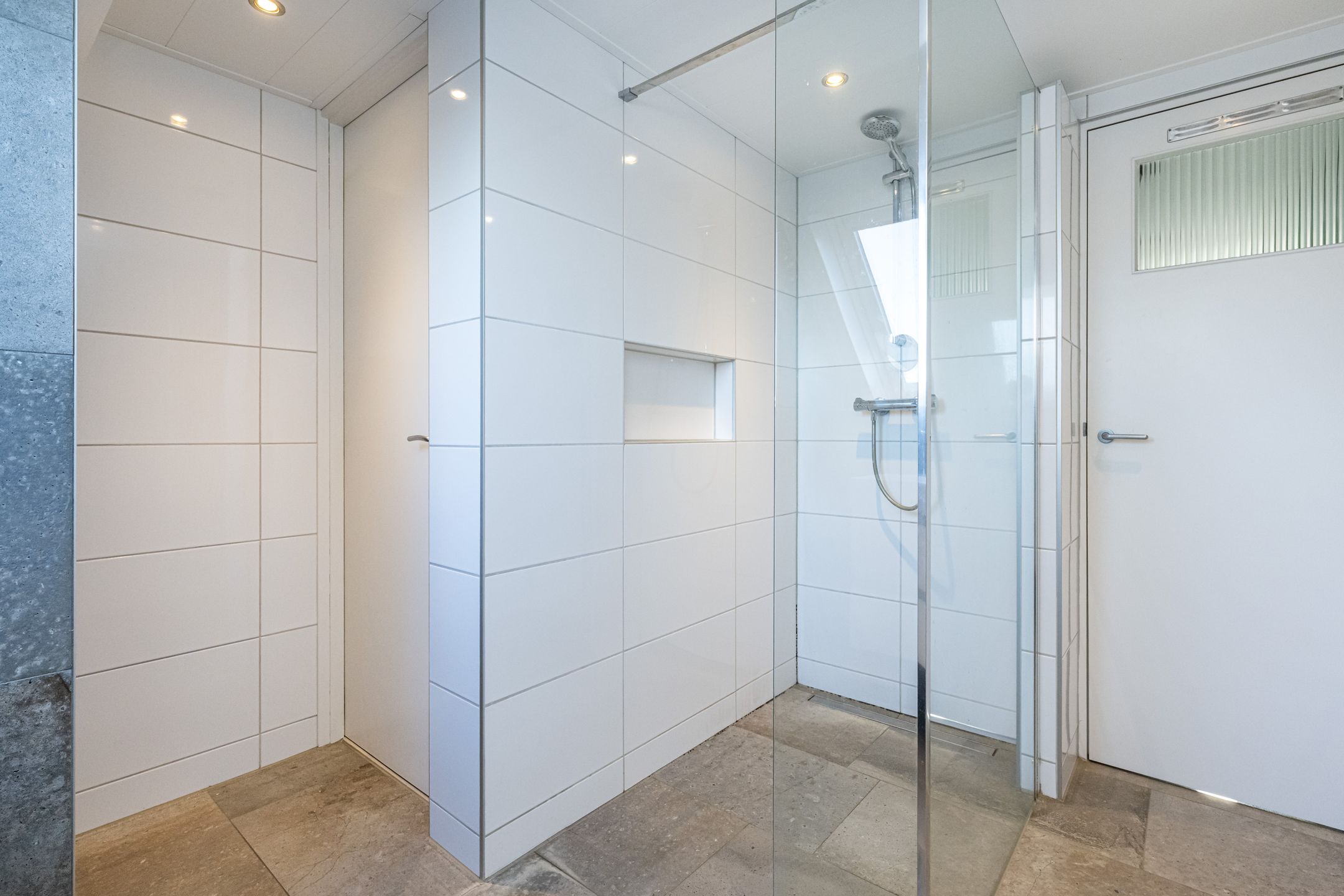 Photo 36 of Molendijk 34