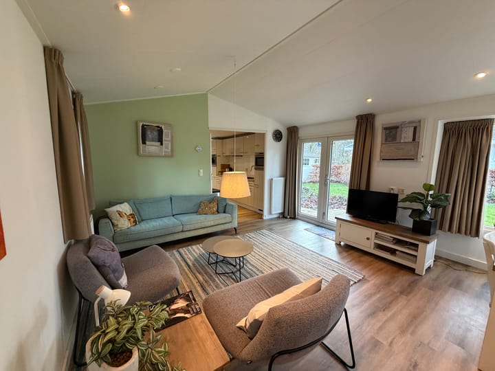 Photo 2 of Vijverlaan 1-Q31