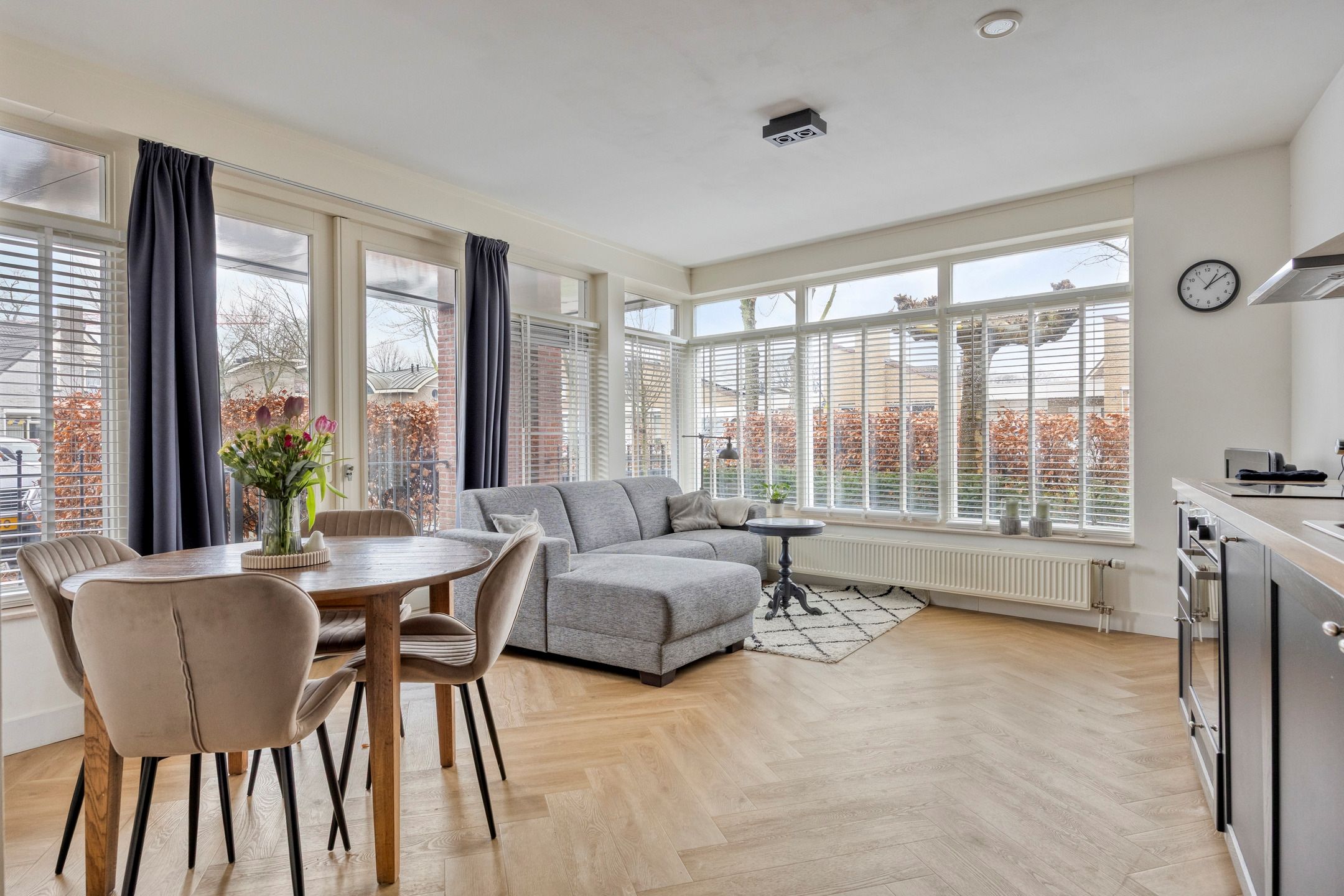 Foto 24 van Middelmeede 24