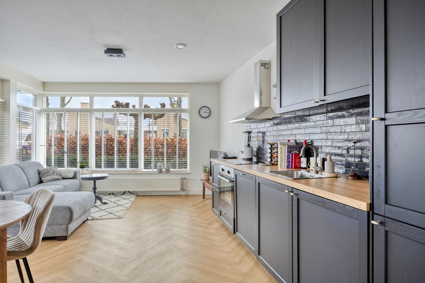 Foto 25 van Middelmeede 24