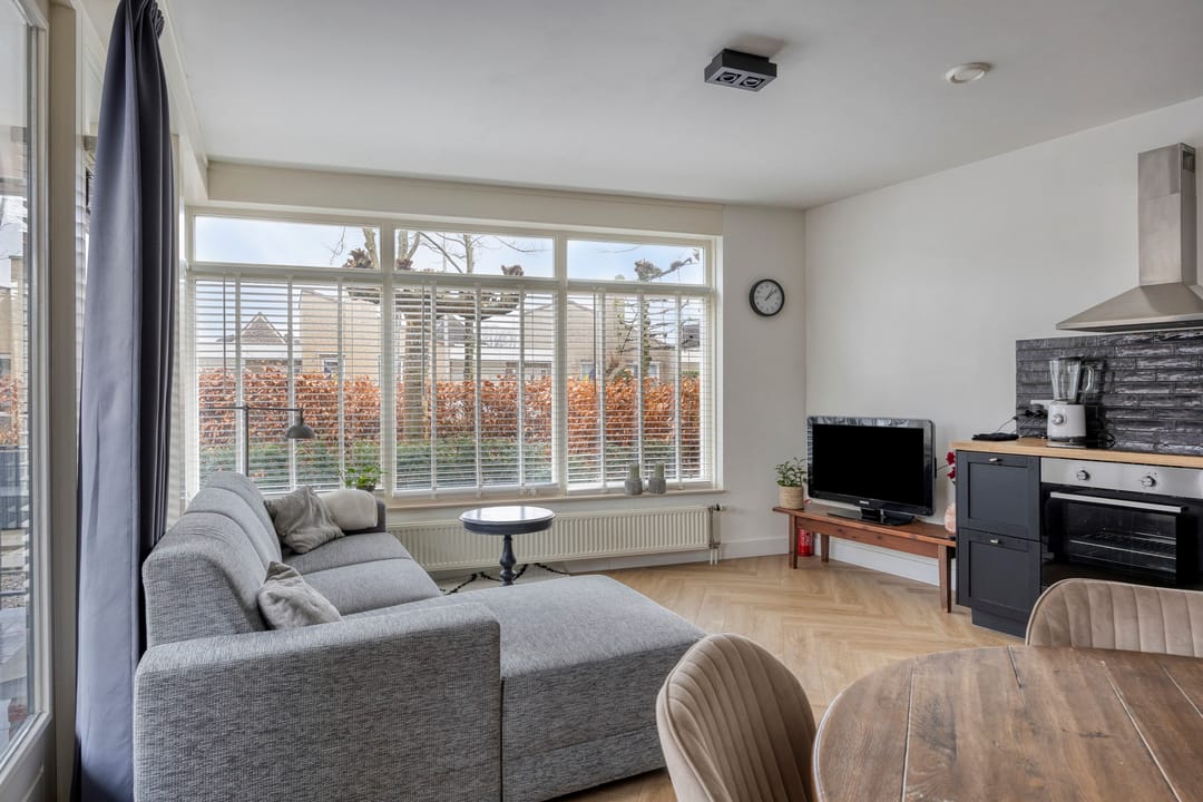 Foto 28 van Middelmeede 24