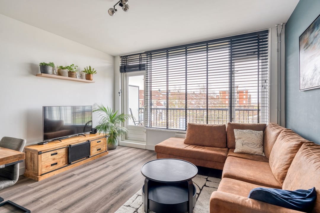 Photo 2 of Marinus Poststraat 49