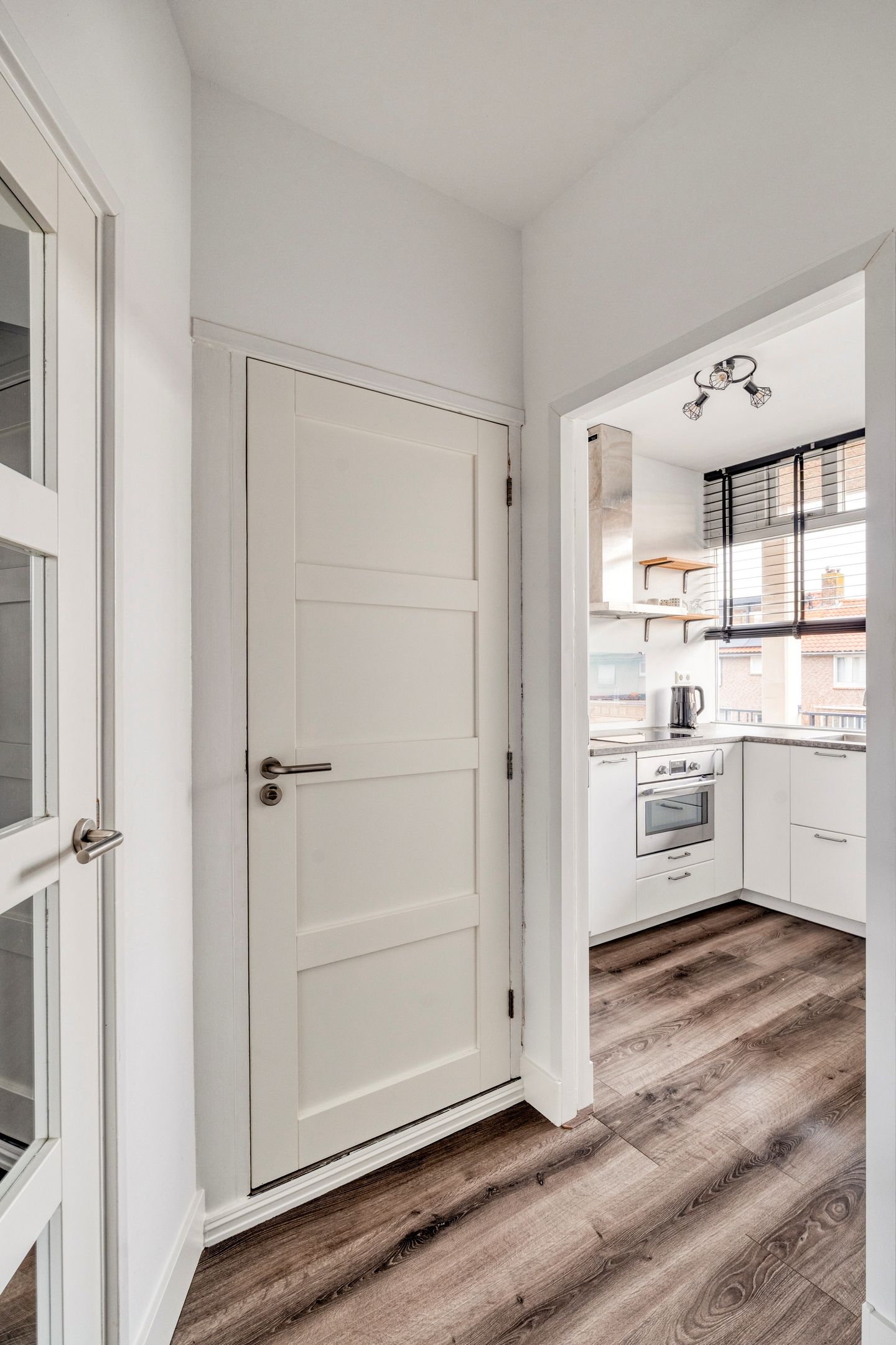 Photo 36 of Marinus Poststraat 49