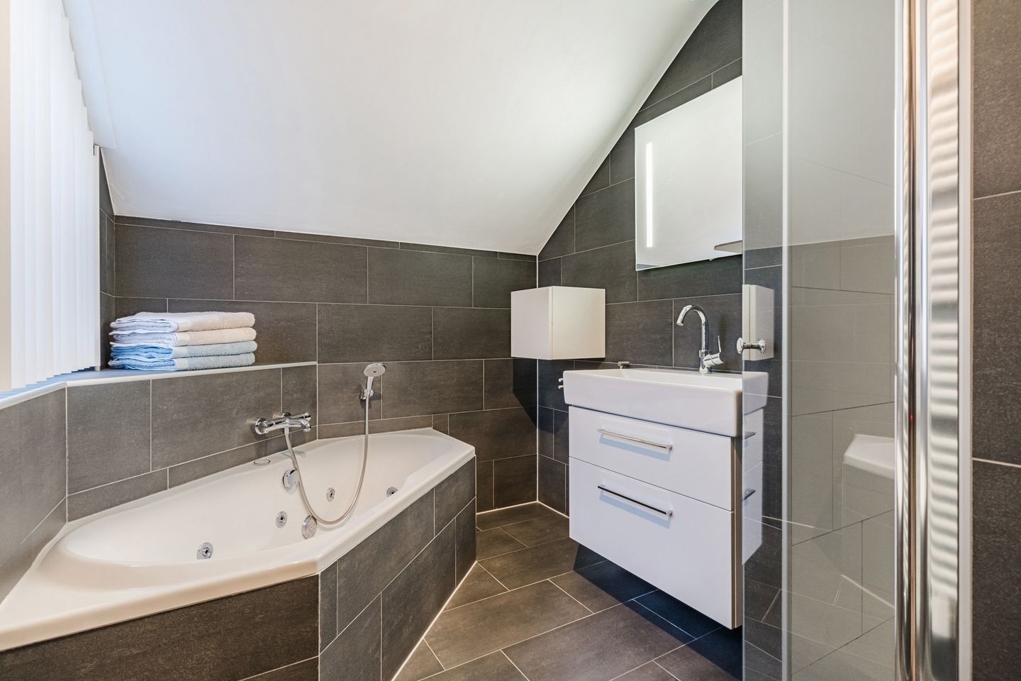 Foto 4 van Linze 24-A