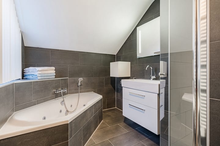 Foto 4 van Linze 24-A