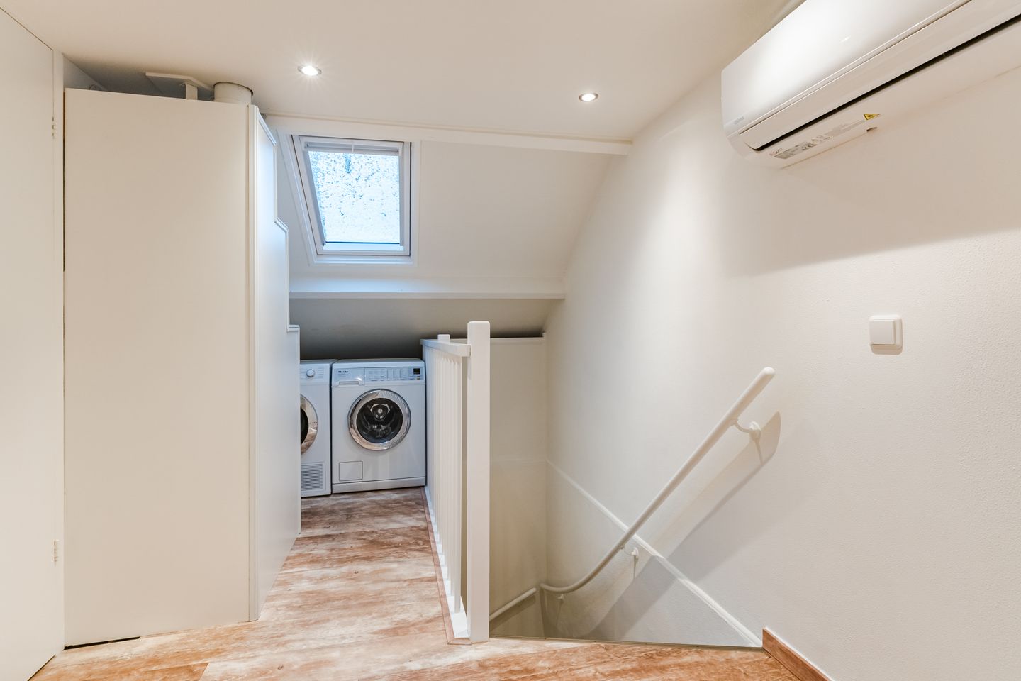 Foto 49 van Linze 24-A