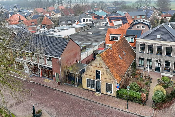 Kerkplein 25