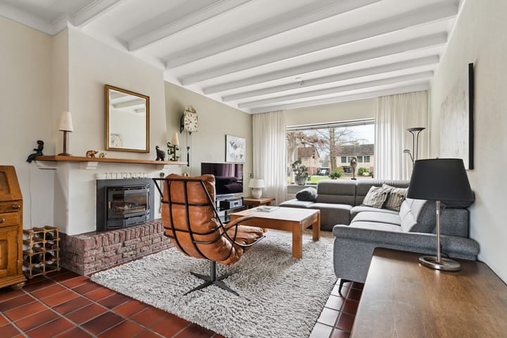 Photo 2 of Korenbloemstraat 36