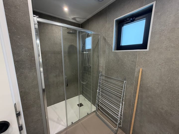 Foto 12 van Flevoweg 90-730