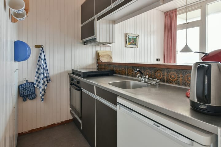 Photo 10 of Van der Wijckplein 11-C