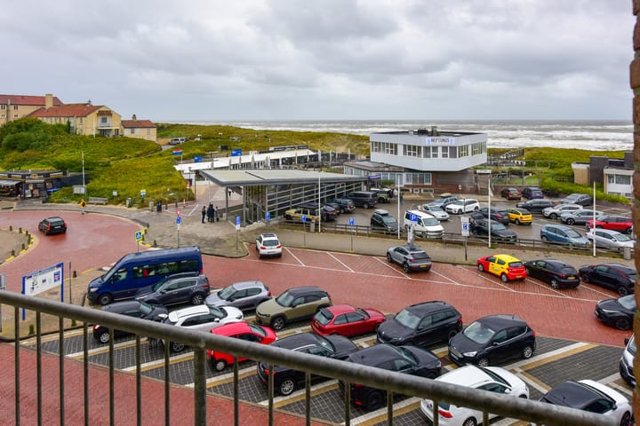 Photo 16 of Van der Wijckplein 11-C