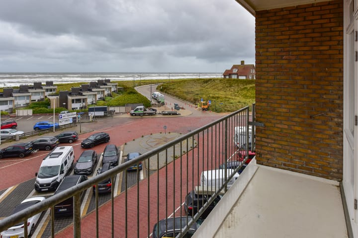 Photo 18 of Van der Wijckplein 11-C