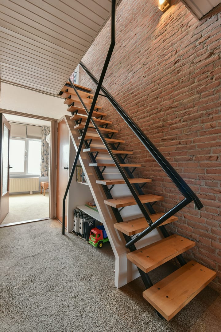 Photo 20 of Van der Wijckplein 11-C