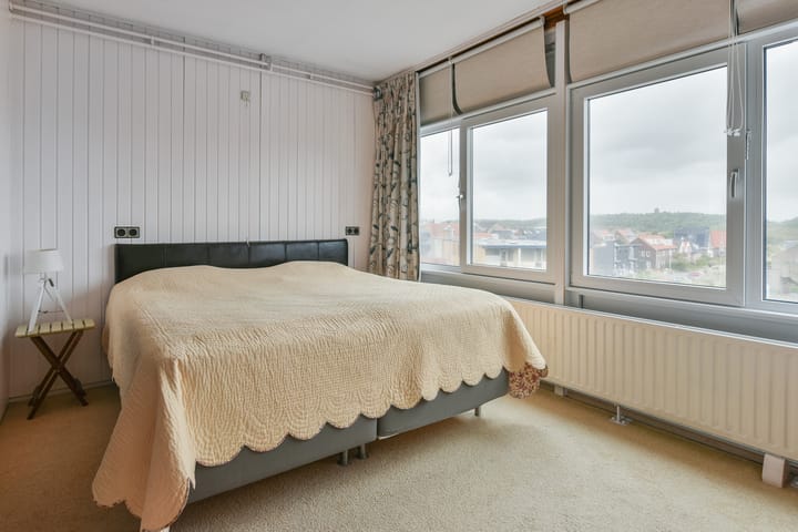 Photo 29 of Van der Wijckplein 11-C