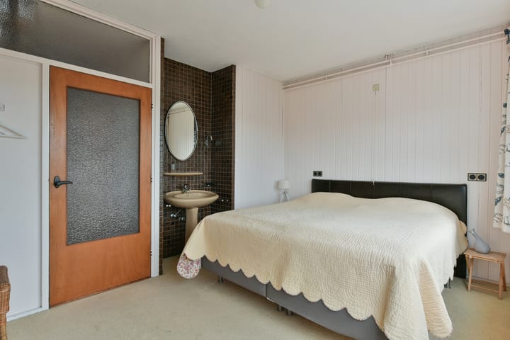 Photo 30 of Van der Wijckplein 11-C