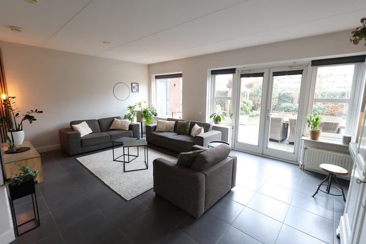 Photo 3 of Wetering 92