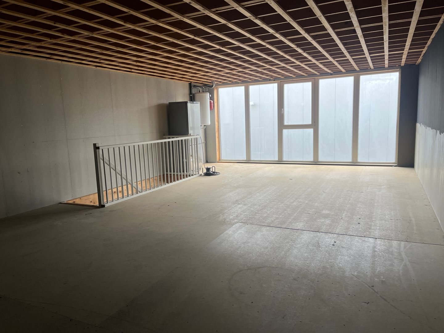 View photo 5 of Potklei 16-H