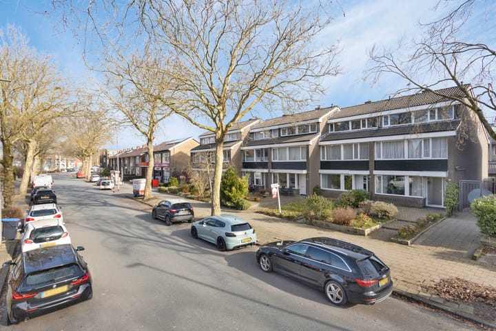 Photo 3 of de Ruyterweg 84