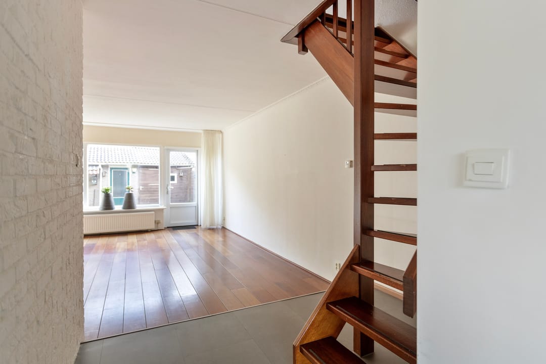 Foto 11 van de Ruyterweg 84