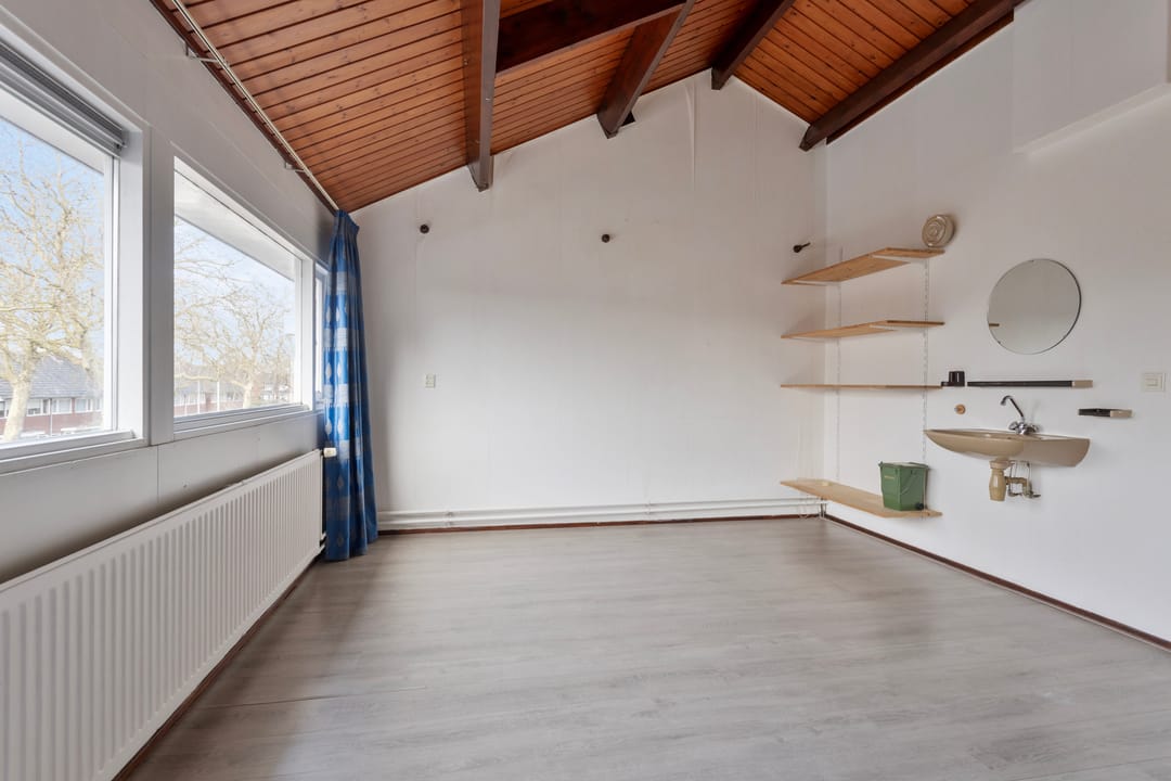 Foto 38 van de Ruyterweg 84