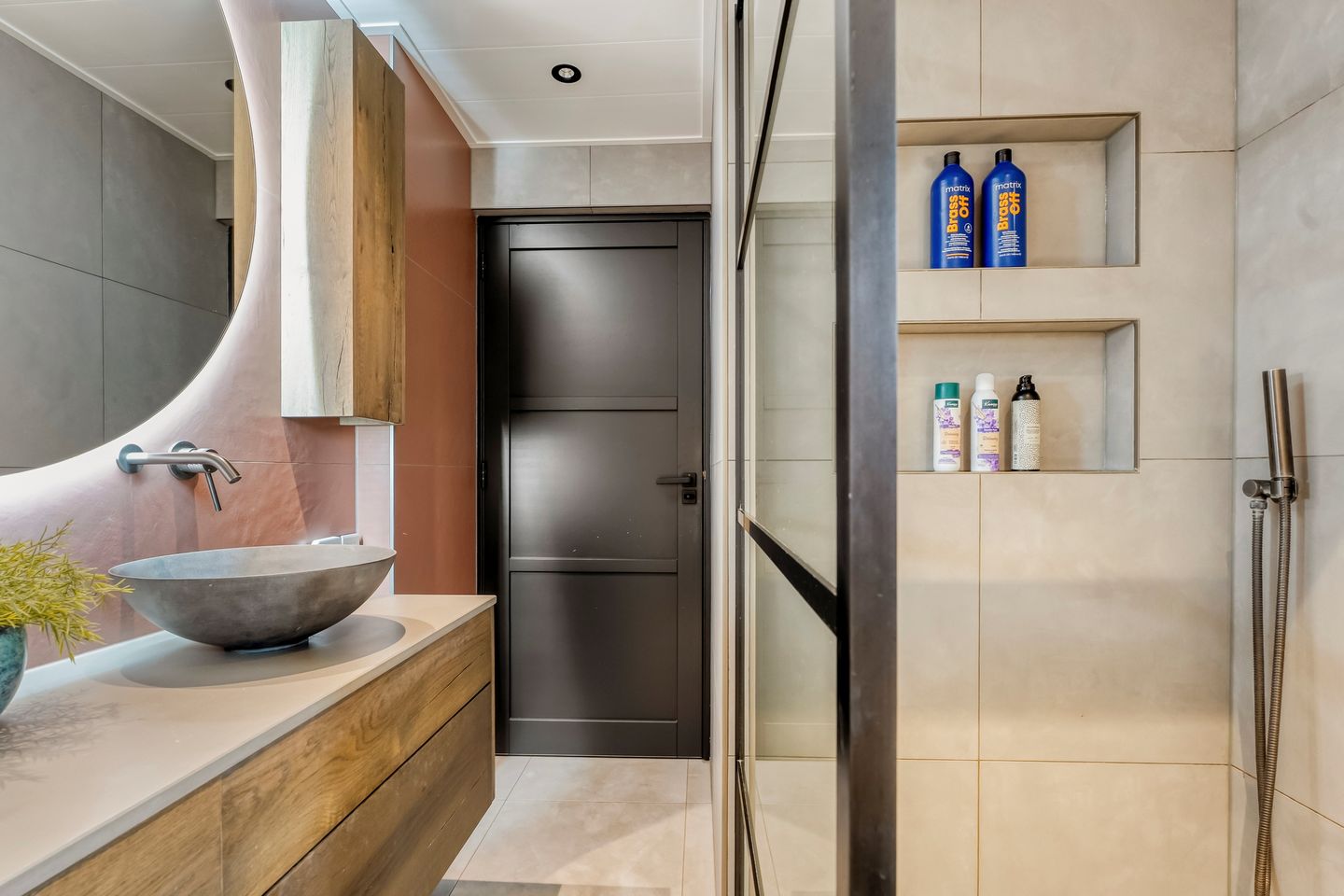 Foto 35 van Dr. H.J. Postlaan 40