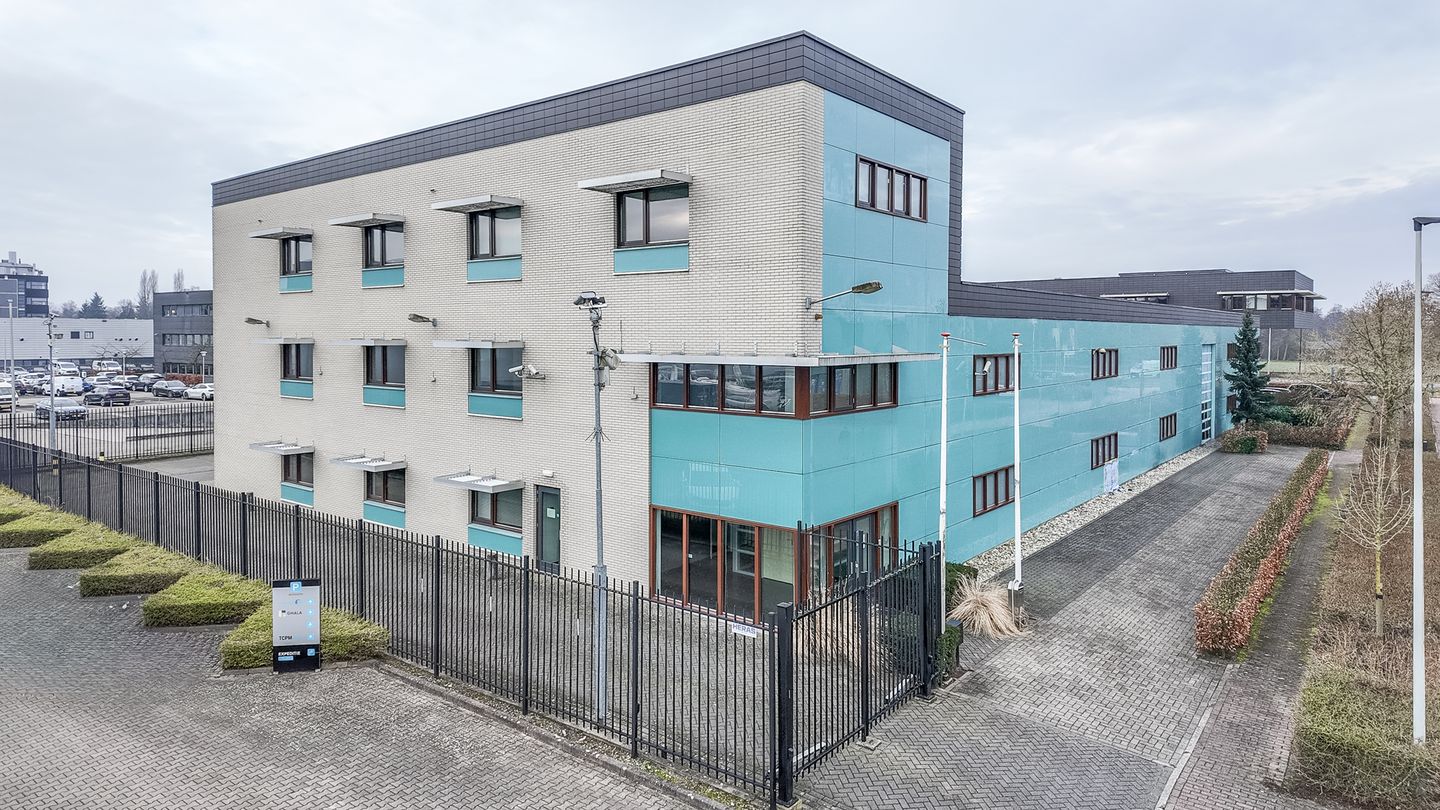 Bekijk foto 1 van Weegschaalstraat 10