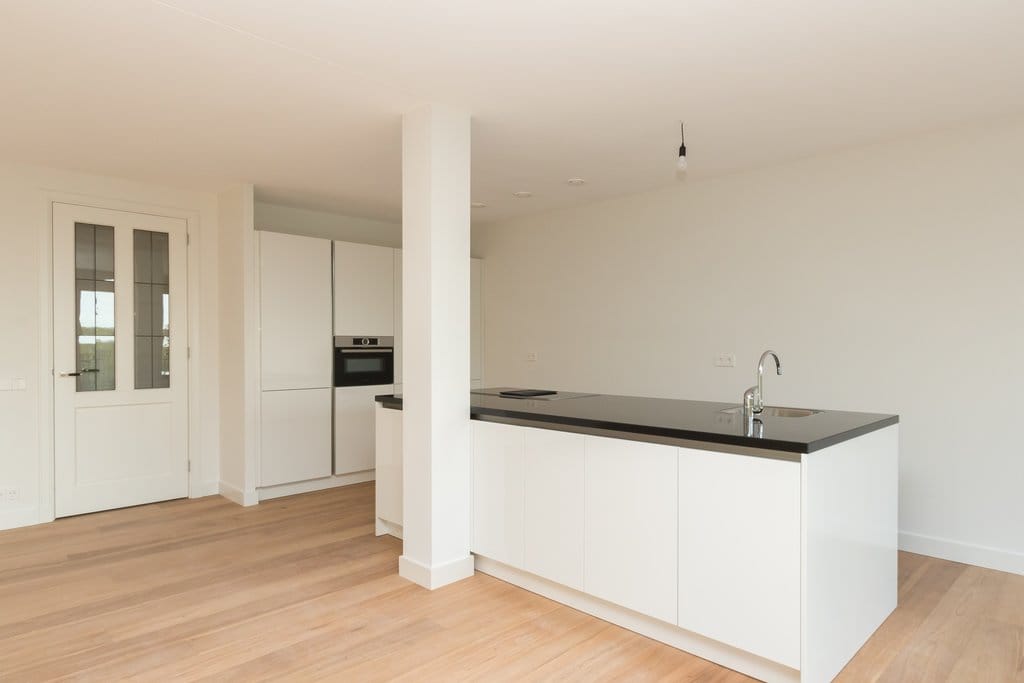 Photo 4 of Vaartweg 182-E