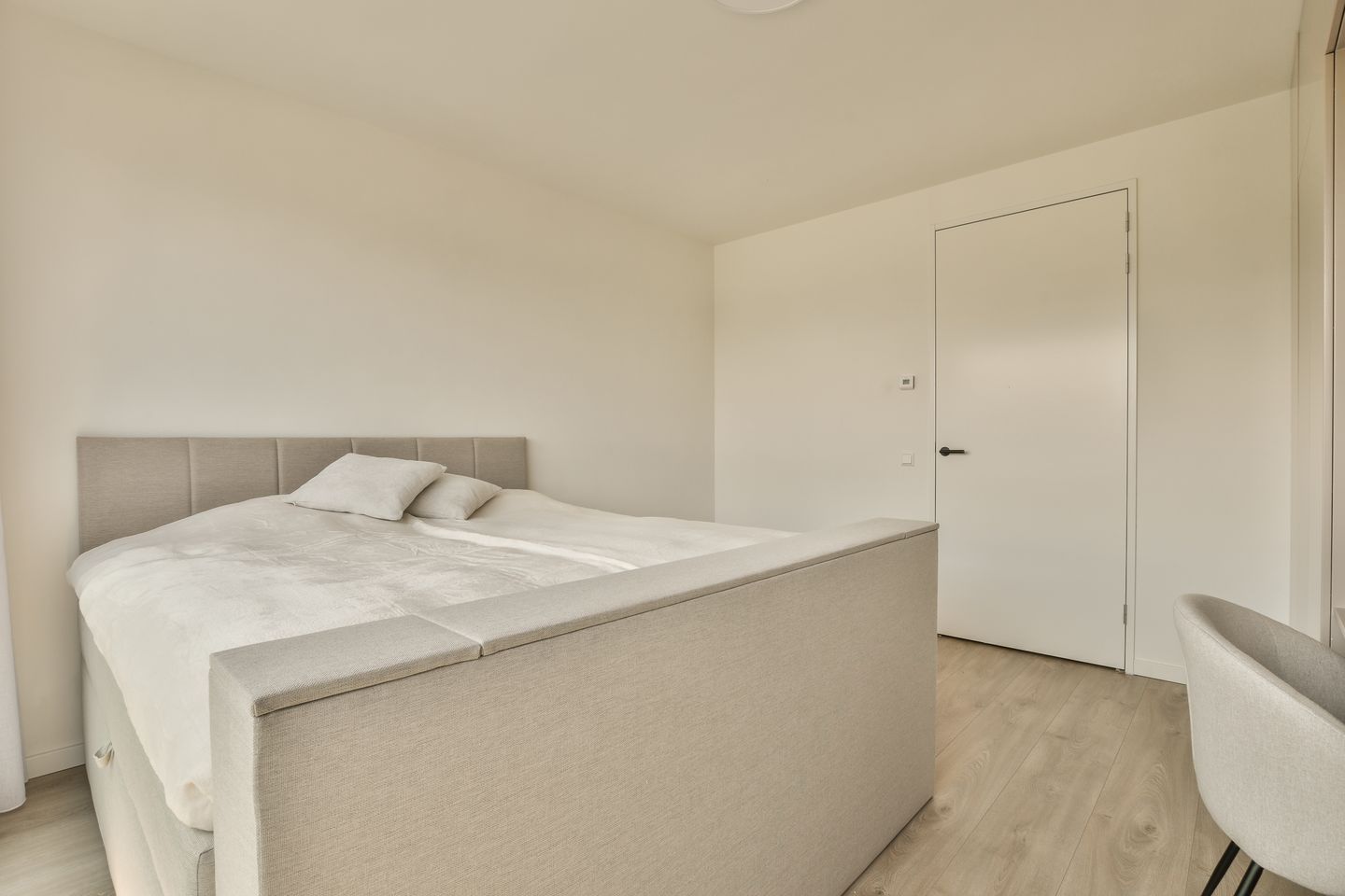 Foto 19 van Krijn Taconiskade 469