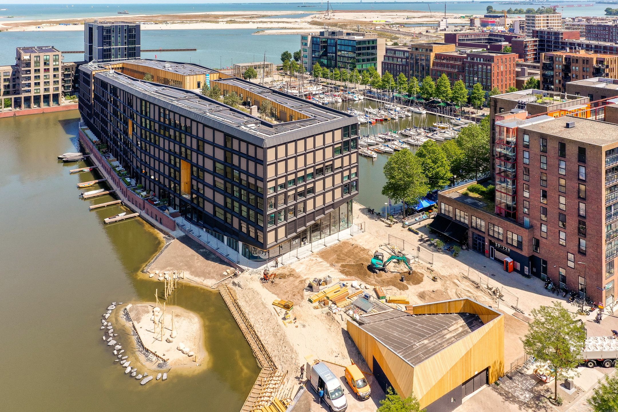 Foto 33 van Krijn Taconiskade 469