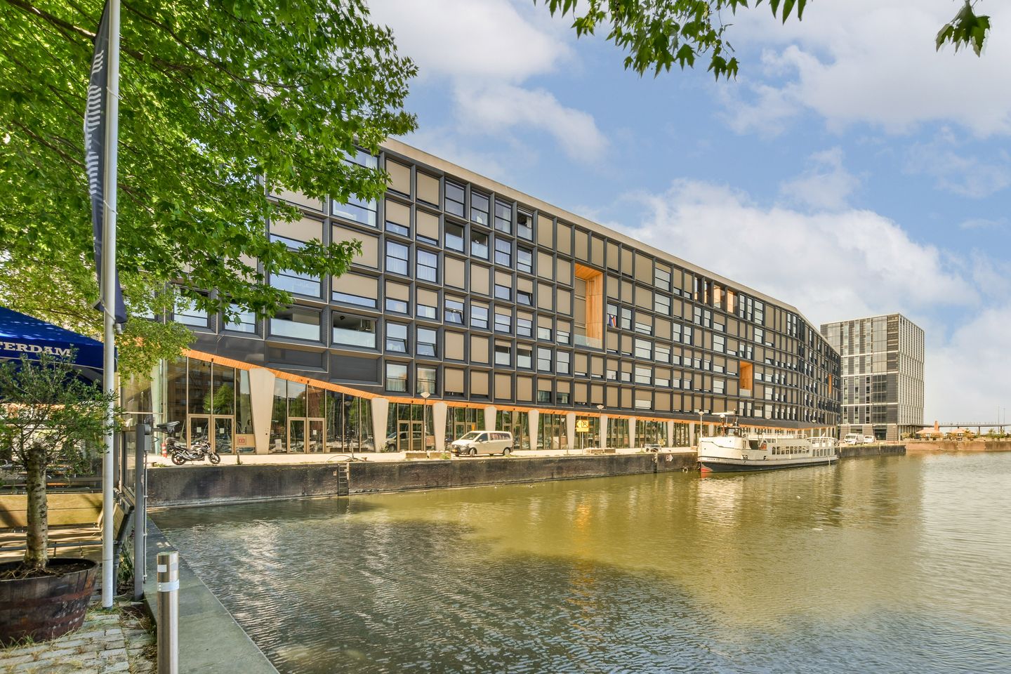 Foto 40 van Krijn Taconiskade 469