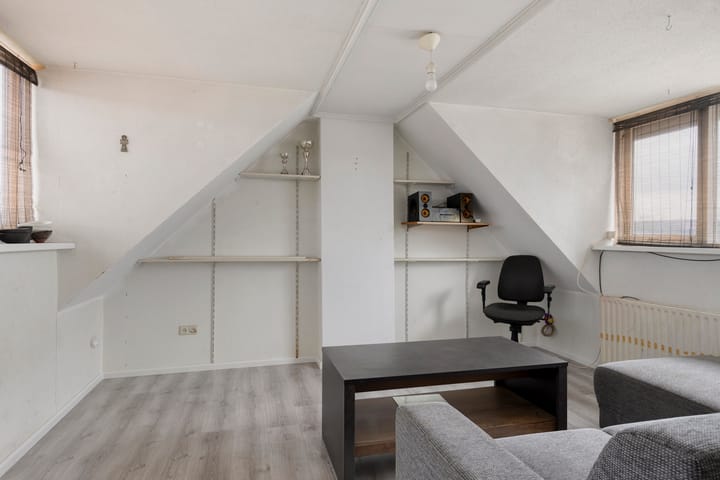 Foto 32 van Zeelsterstraat 241