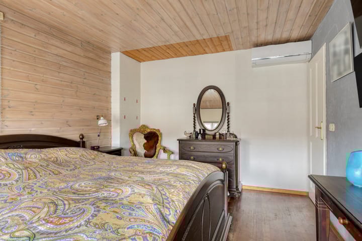 Foto 22 van Zeelsterstraat 241