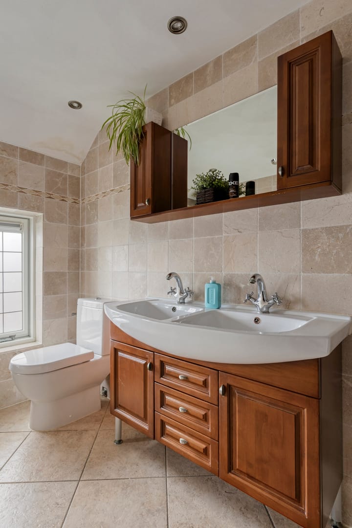 Foto 26 van Zeelsterstraat 241