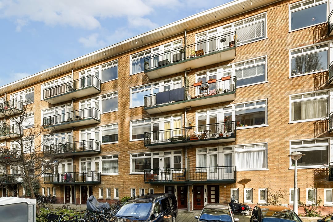 Foto 1 van Esmoreitstraat 8-H