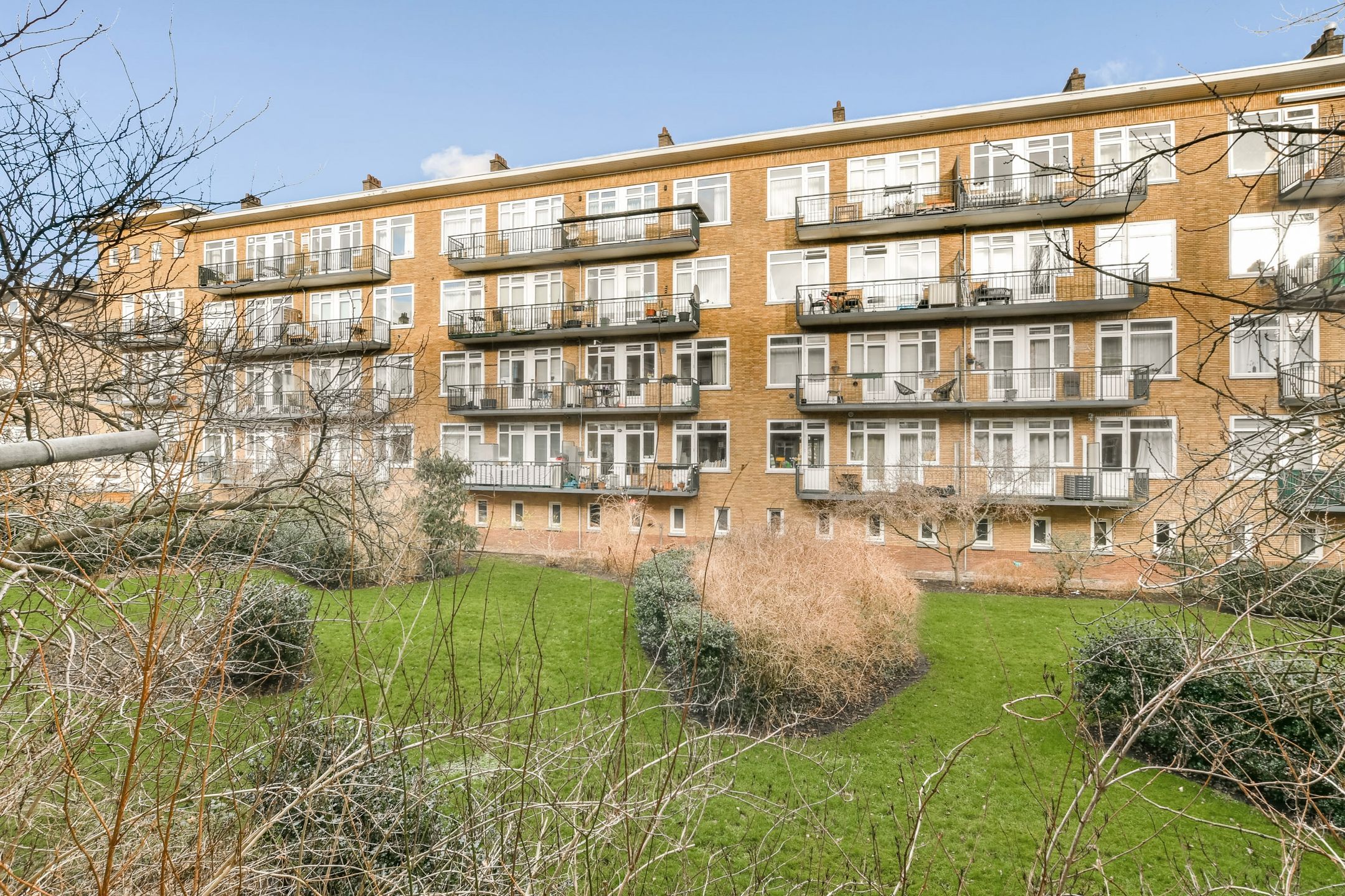 Foto 18 van Esmoreitstraat 8-H