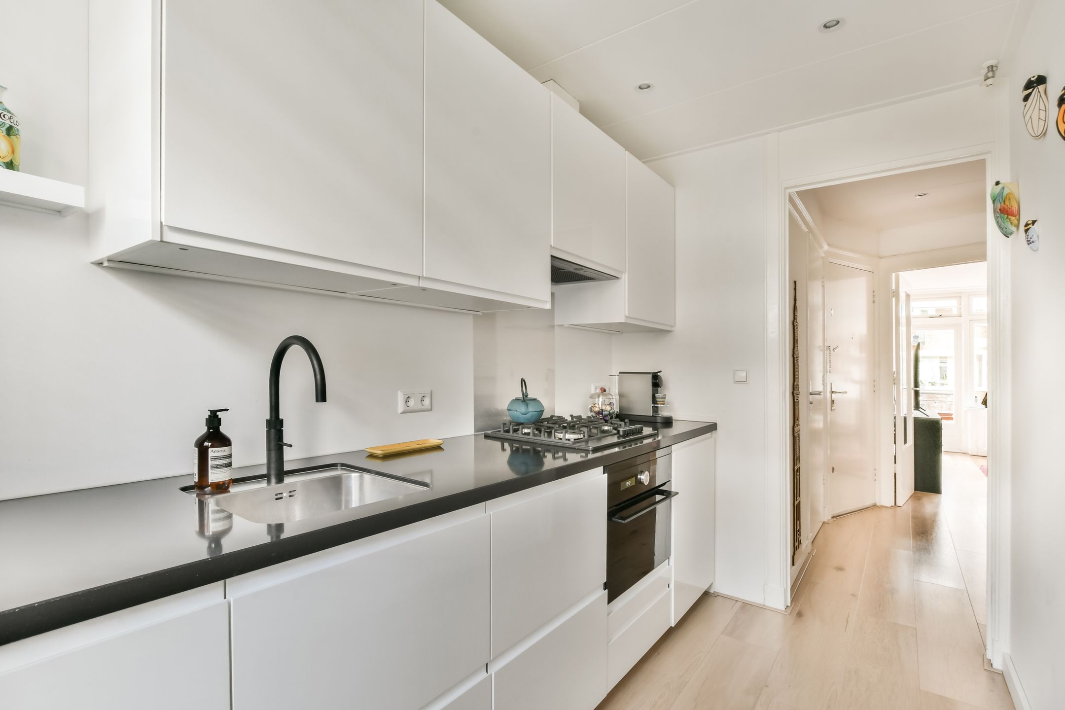 Foto 21 van Esmoreitstraat 8-H