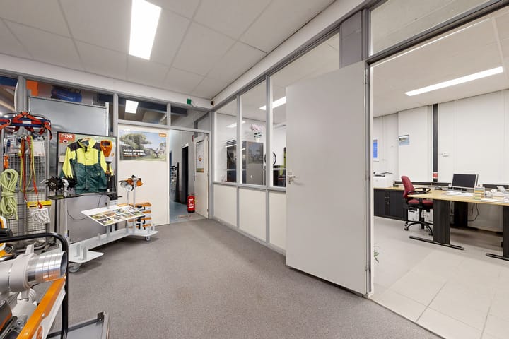 Foto 89 van Industrieweg 16-B