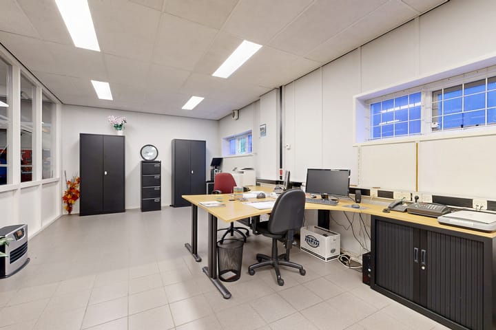 Foto 91 van Industrieweg 16-B