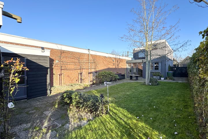 Foto 99 van Industrieweg 16-B