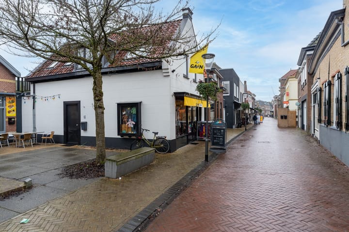 Photo 2 of Hoogstraat 64-A