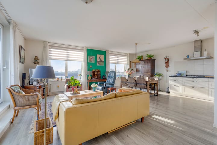 Photo 3 of van Eedenplein 112