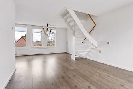 De Veste 17 71 secondary image